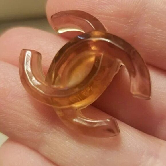 Chanel Vintage LARGE Interlocking CC Clip On Earrings - Picture 10 of 15